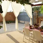 La Maison De Lucie Villa