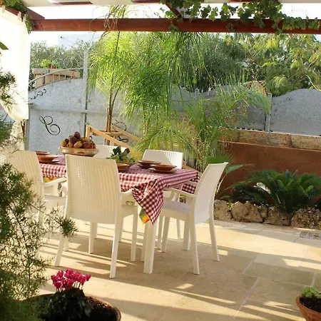 La Maison De Lucie Villa *