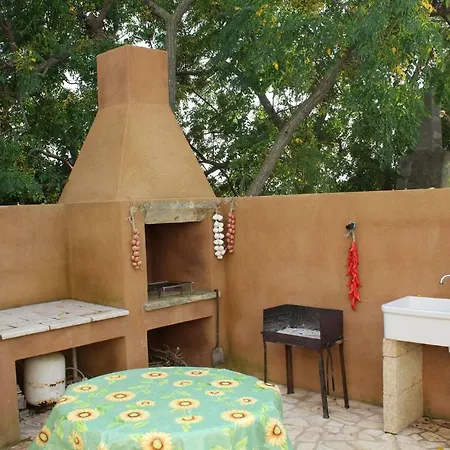 La Maison De Lucie Villa