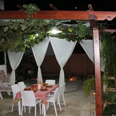 La Maison De Lucie Villa