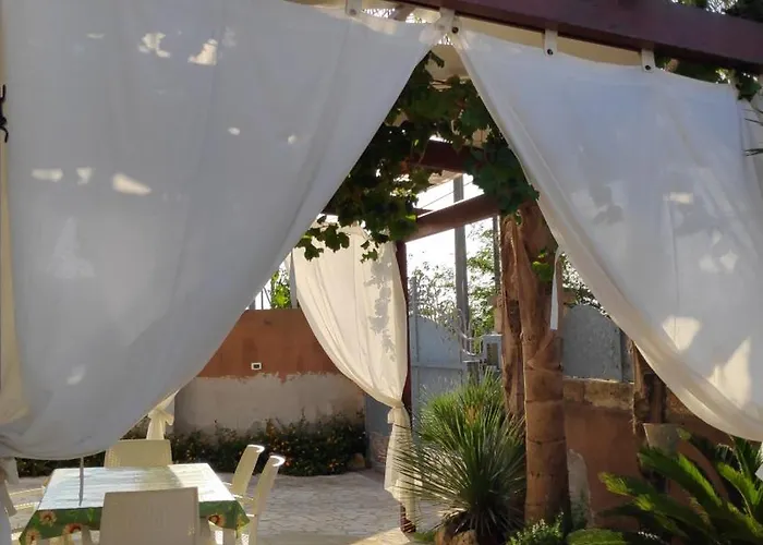 La Maison De Lucie Villa