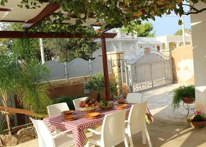 La Maison De Lucie Villa *